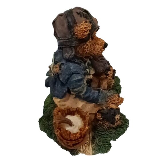 Vintage Boyds Bears & Friends 'Knute & the Gridiron' Bear Figurine Style 2245 - Picture 5 of 9